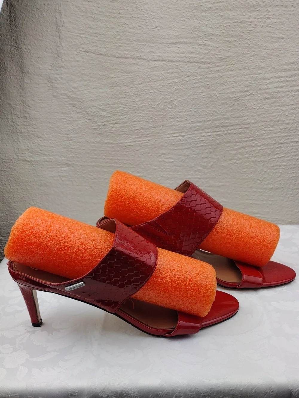 Calvin Klein calvin klein